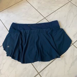 Great condition lululemon skirt